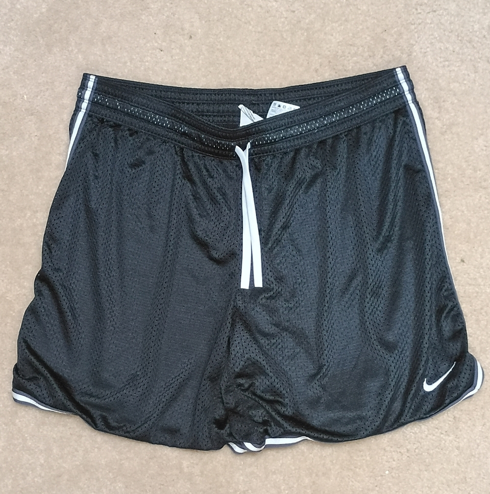 Nike Black Mesh Athletic Shorts Dri Fit Size XL LIKE NEW